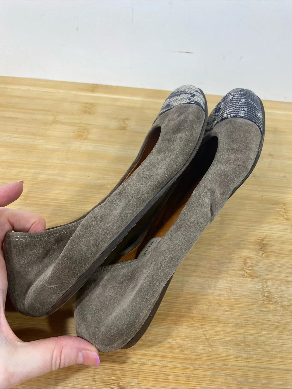 Vintage Lanvin grey Suede Ballet Flats with snakeskin Patterned Toes READ